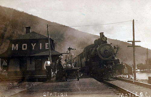 Image of railway station