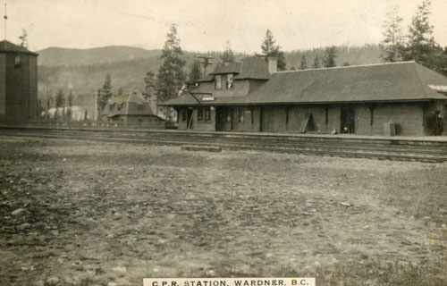 Image of railway station