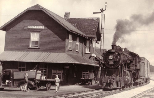 Burks Falls CN Station