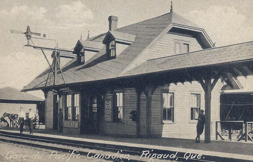 Image of railway station