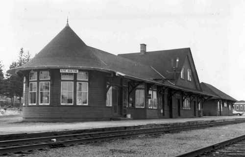 Image of railway station